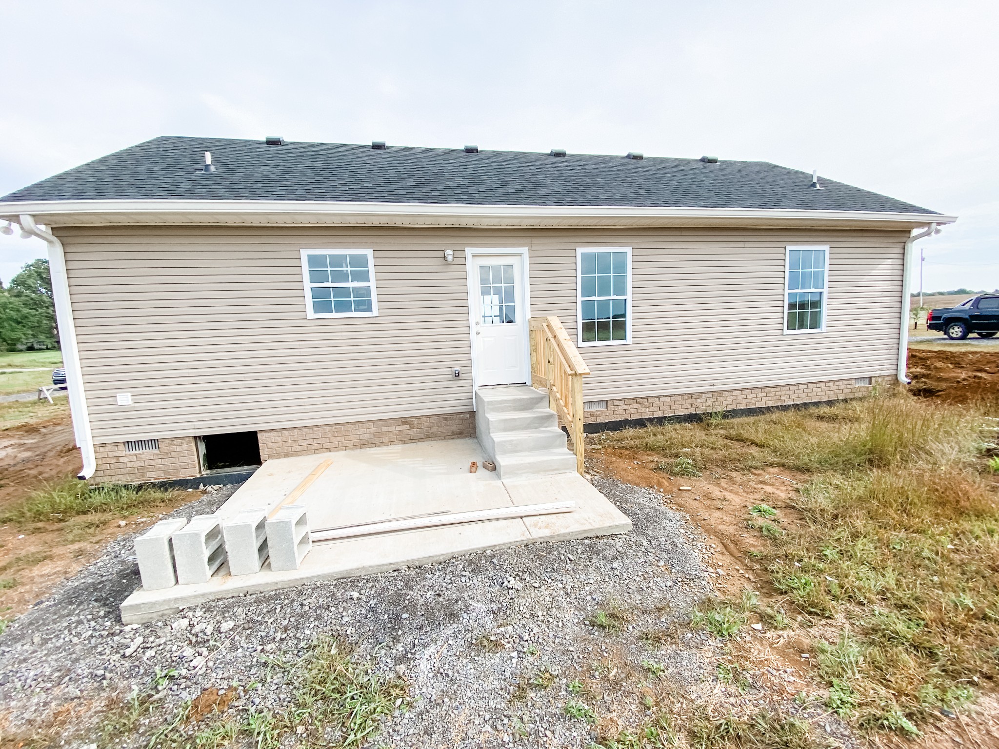 585 White Road Portland, TN 37148 - Photo 4 of 20