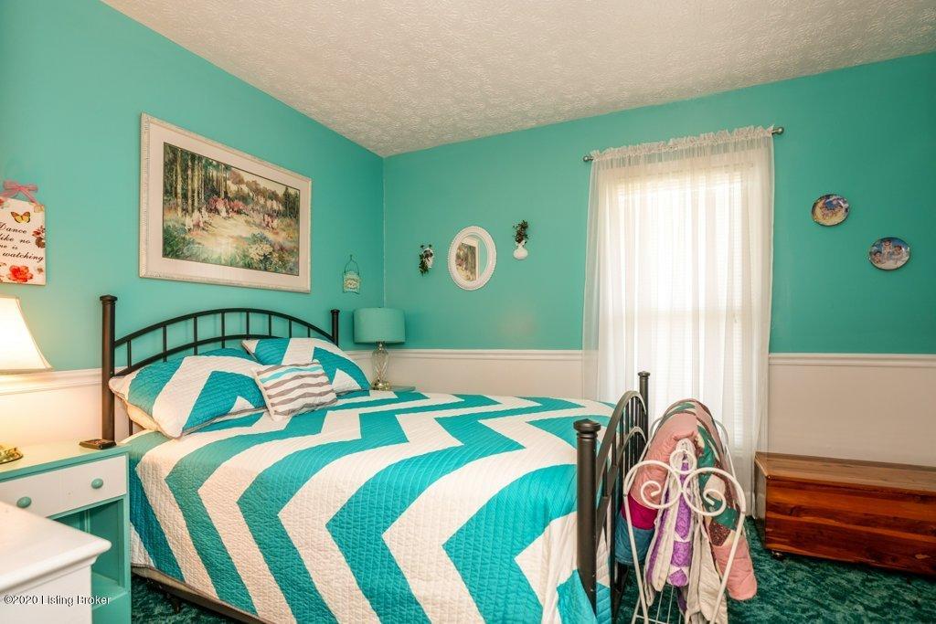 2240 Raymond Road Shepherdsville, KY 40165 - Photo 9 of 47 First Floor Bedroom #2