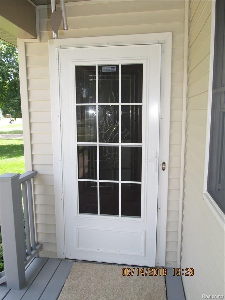 2077 Covert Road Burton, MI 48509 - Photo 15 of 34 IMG_5437.JPG