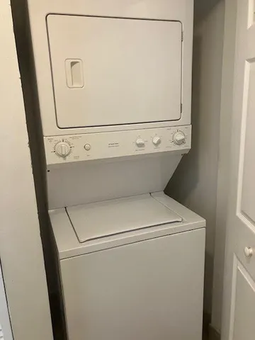 a close up view of washer and dryer