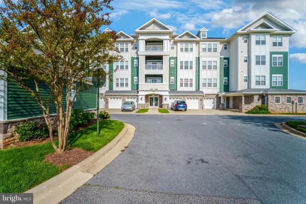 $375,000 | 13501 Belle Chasse Boulevard, Unit 215, Laurel, MD 20707