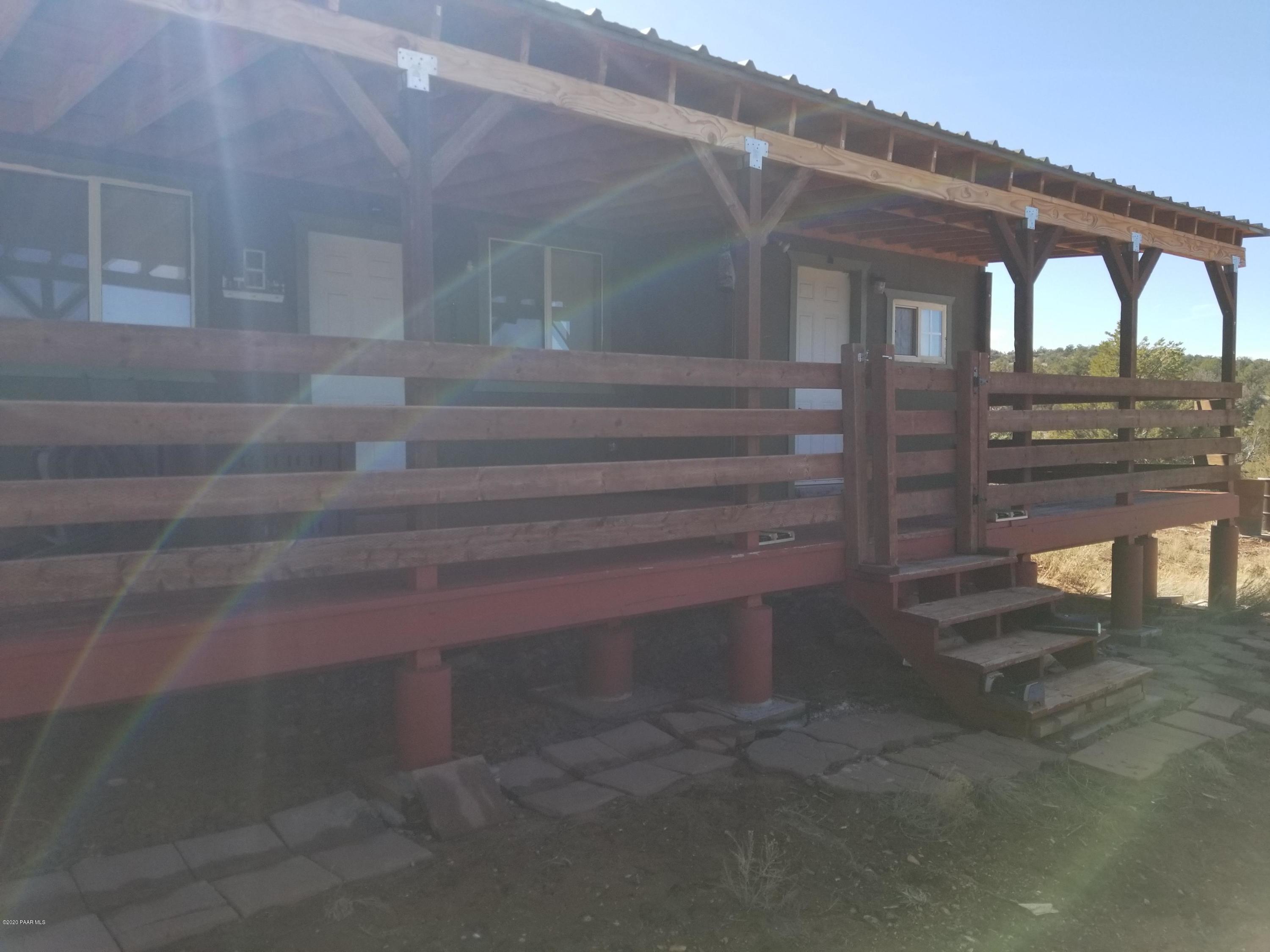 33498 El Capitan Road Seligman, AZ 86337 - Photo 1 of 8 Front Entrance