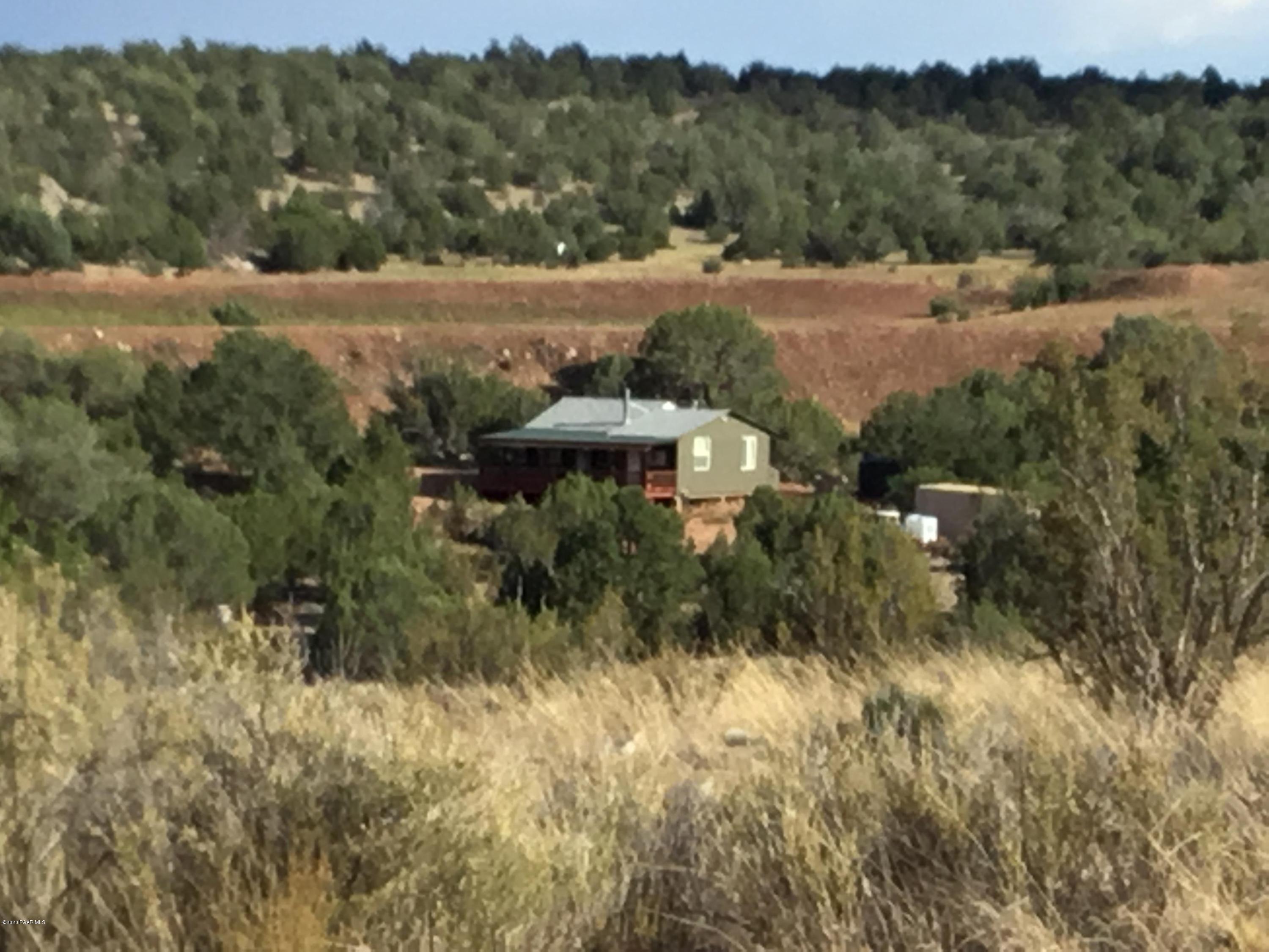 33498 El Capitan Road Seligman, AZ 86337 - Photo 3 of 8 View