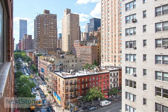 $399,000 | 200 East 36th Street, Unit 11E | Murray Hill