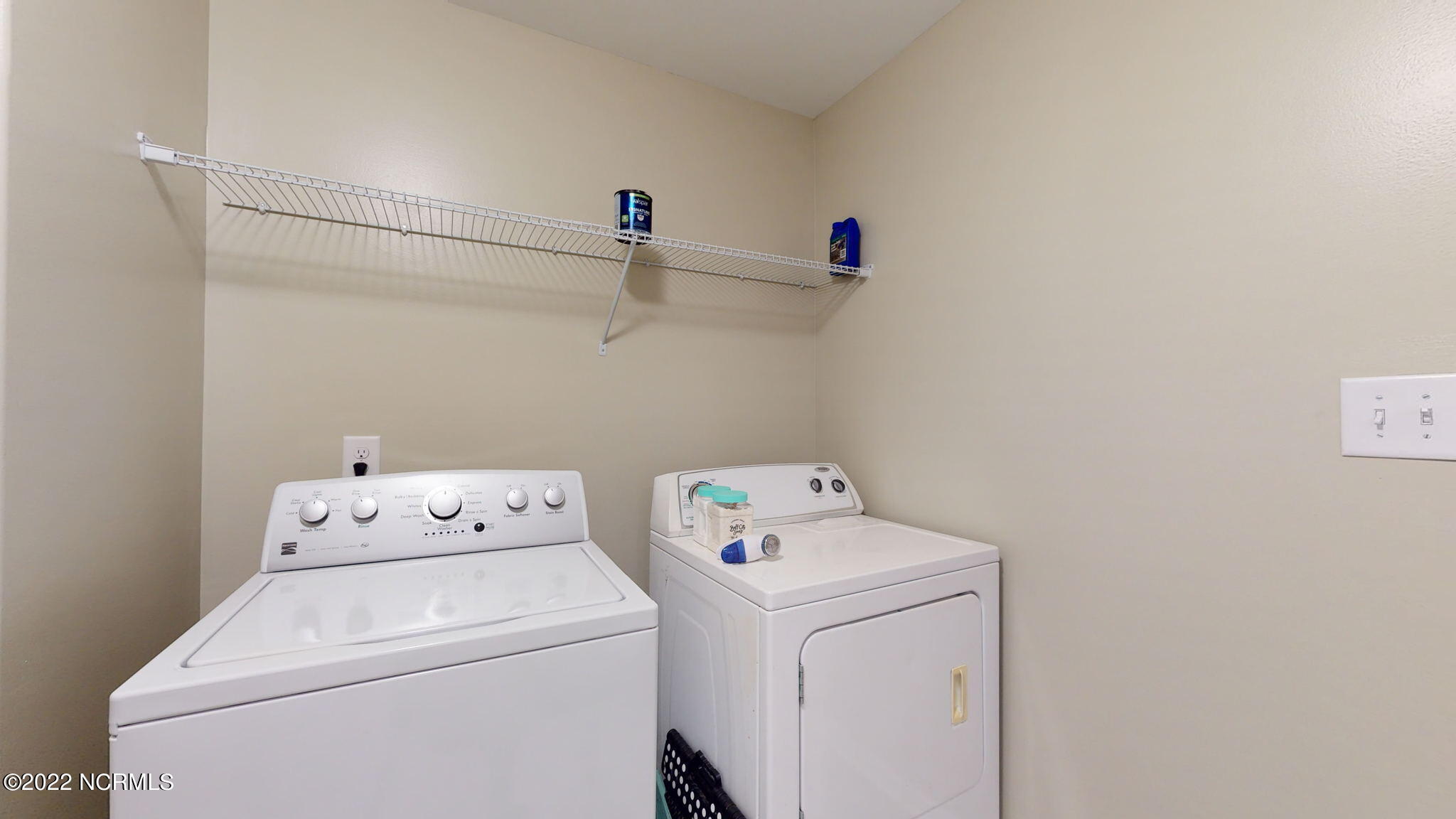 112 Station Yard Road New Bern, NC 28562 - Photo 25 of 29 laundry room