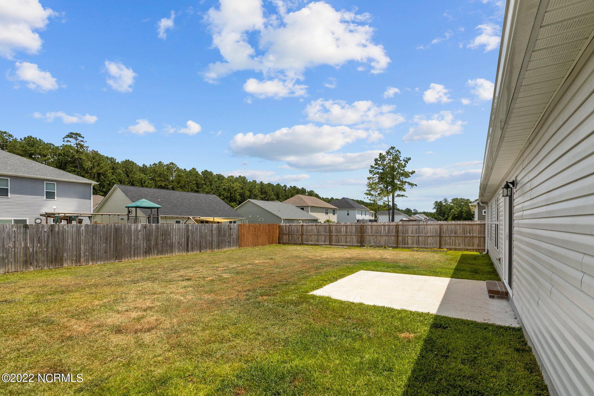 112 Station Yard Road New Bern, NC 28562 - Photo 27 of 29 backyard