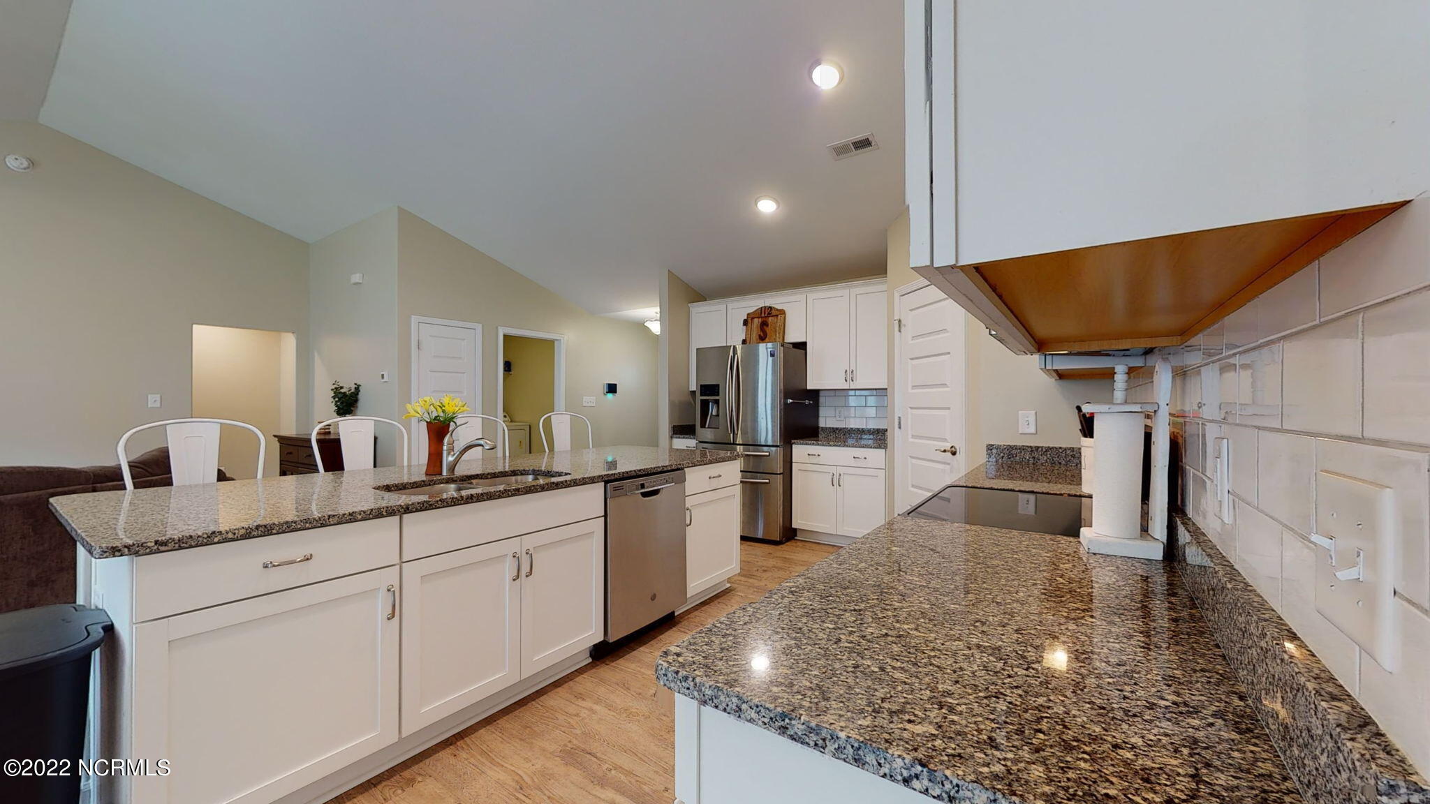 112 Station Yard Road New Bern, NC 28562 - Photo 7 of 29 Kitchen