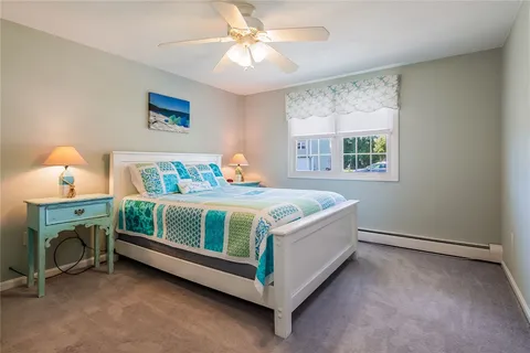 $1,050,000 | 39 Davisville Lane, Narragansett, RI 02882