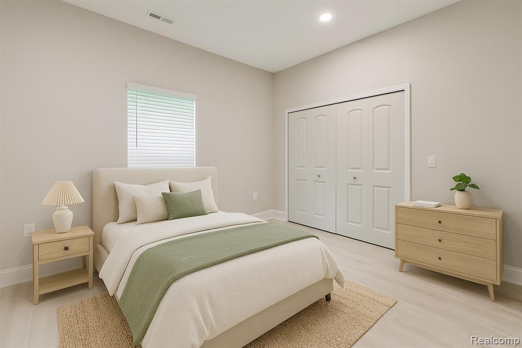 31480 Warren Road, Unit 302 Westland, MI 48185 - Photo 19 of 33