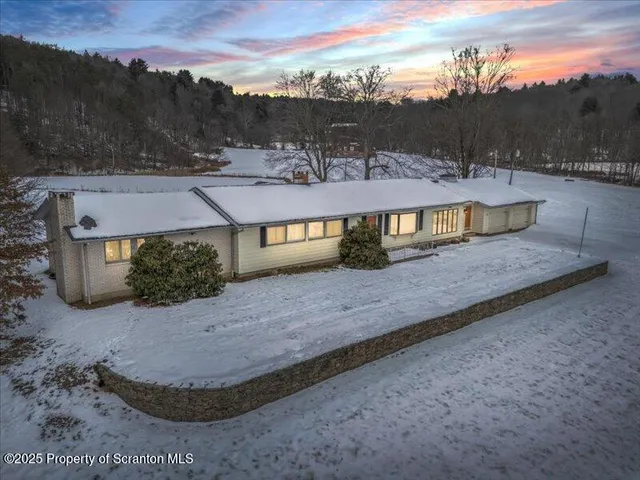 $269,500 | 13639 Highway 267, Montrose, PA 18801