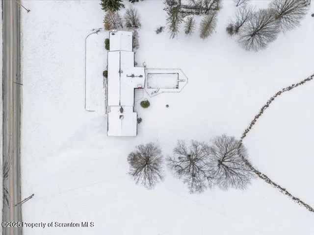 $269,500 | 13639 Highway 267, Montrose, PA 18801