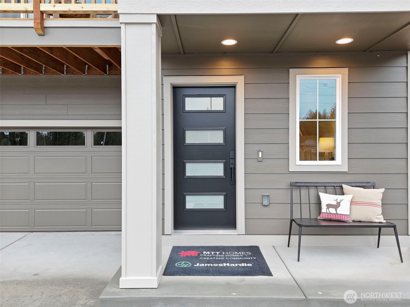 18525 Southeast 271st Court Covington, WA 98042 - Photo 2 of 24