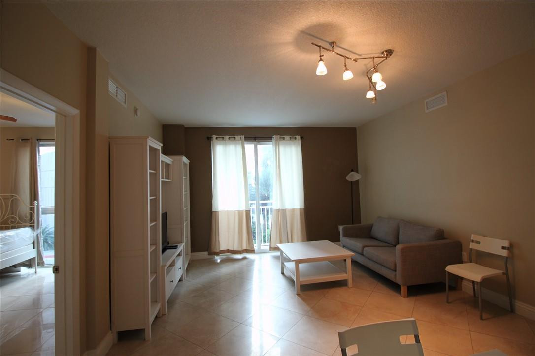 7275 Southwest 90th Way, Unit 211 Miami, FL 33156 - Photo 4 of 23 Photo 4