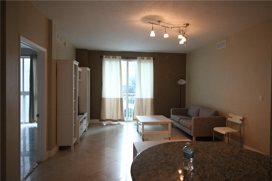 7275 Southwest 90th Way, Unit 211 Miami, FL 33156 - Photo 5 of 23 Photo 5