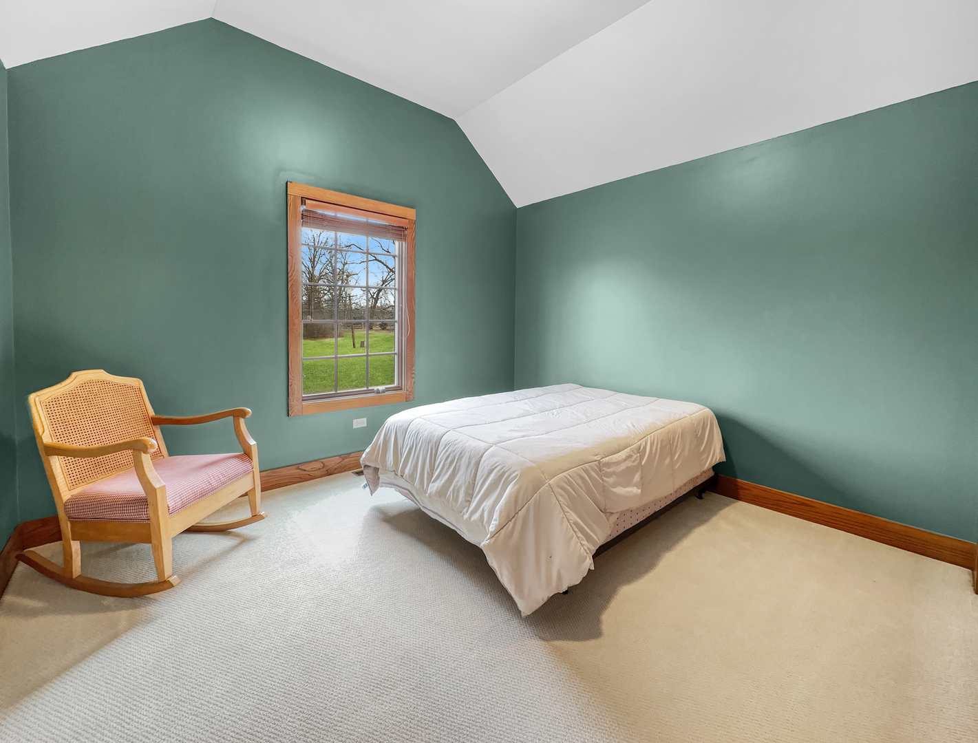 493 Aberdeen Drive Crete, IL 60417 - Photo 40 of 52 a bedroom with a bed chair and painting on the wall