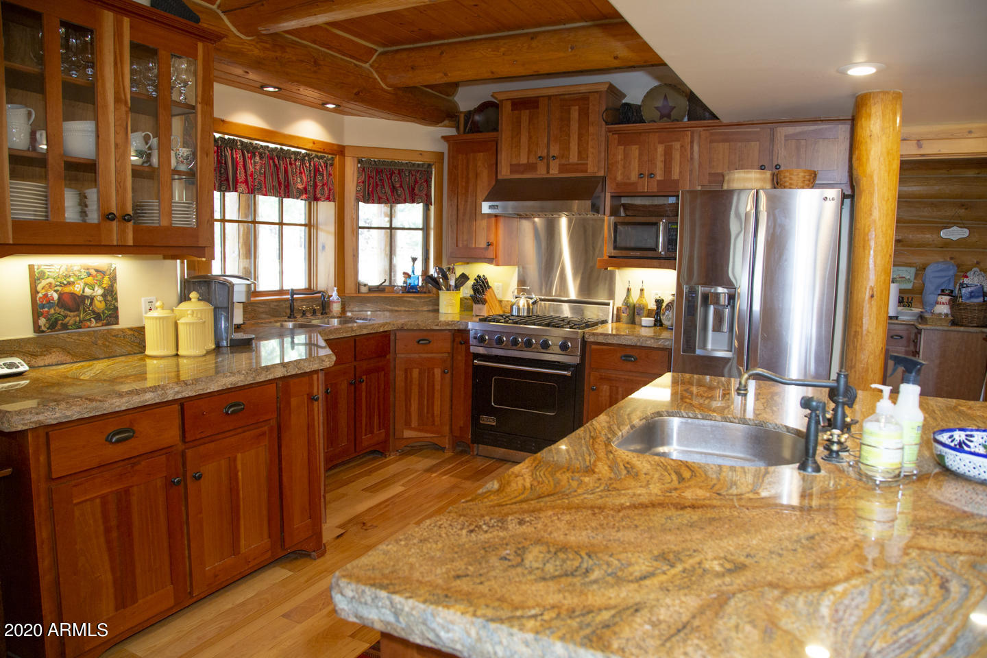 620 County Road, Unit 1325 Greer, AZ 85927 - Photo 15 of 66 Kitchen