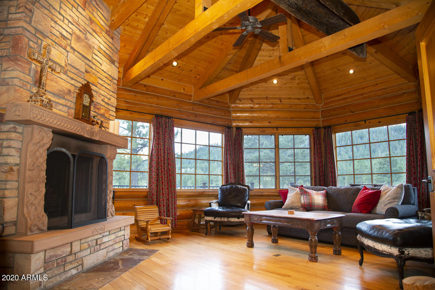 620 County Road, Unit 1325 Greer, AZ 85927 - Photo 17 of 66 Living Space #2