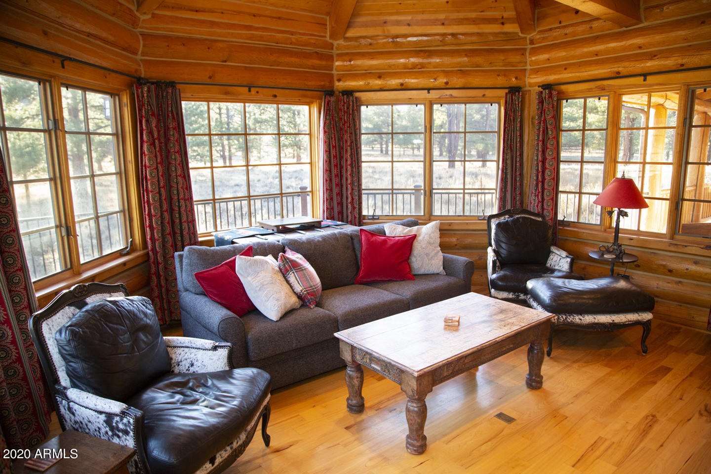 620 County Road, Unit 1325 Greer, AZ 85927 - Photo 18 of 66 Living Space #2