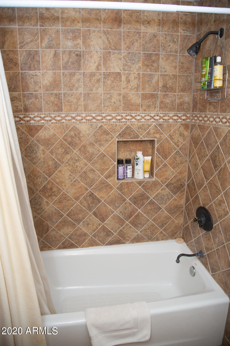 620 County Road, Unit 1325 Greer, AZ 85927 - Photo 39 of 66 East Wing Bath Room