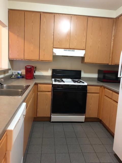 322 North Henry Street Madison, WI 53703 - Photo 10 of 23