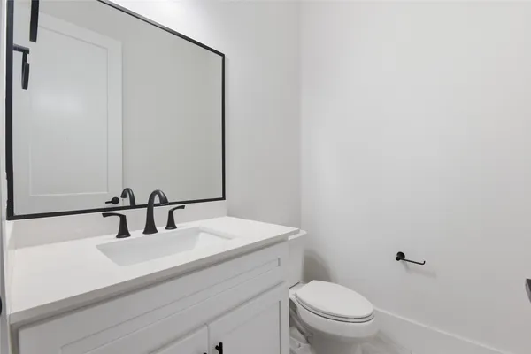 $3,400 | 1243 West 23rd Street, Unit B, Houston, TX 77008