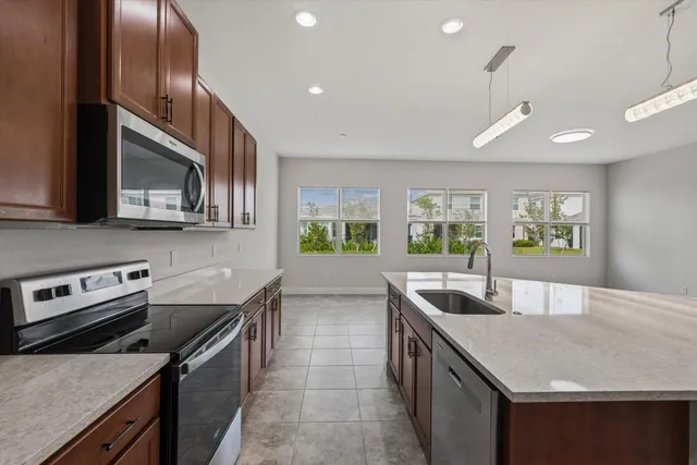 $4,250 | 14971 RedCove Place, Westlake, FL 33470