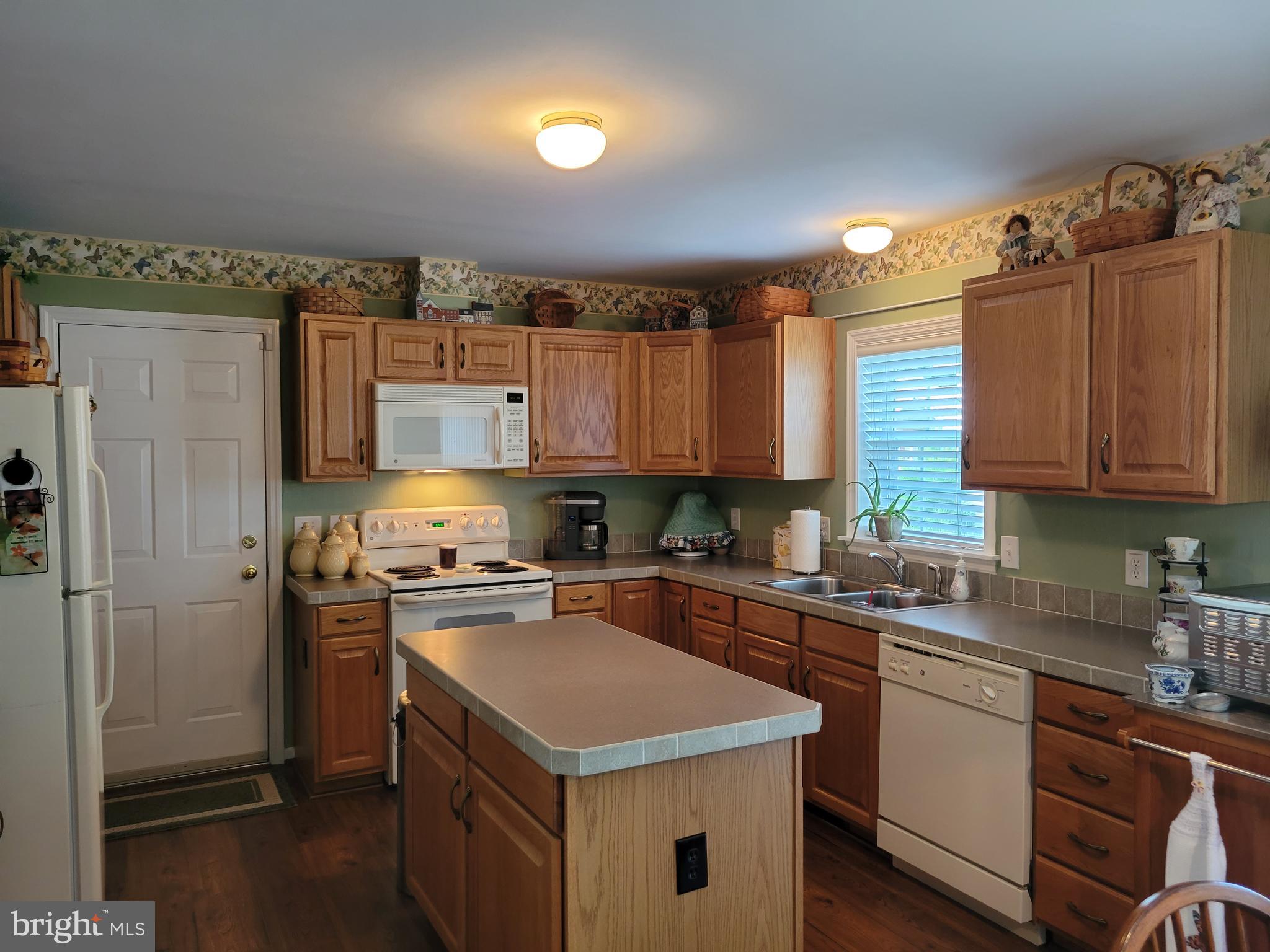 8 Platinum Drive Dover, DE 19901 - Photo 5 of 31