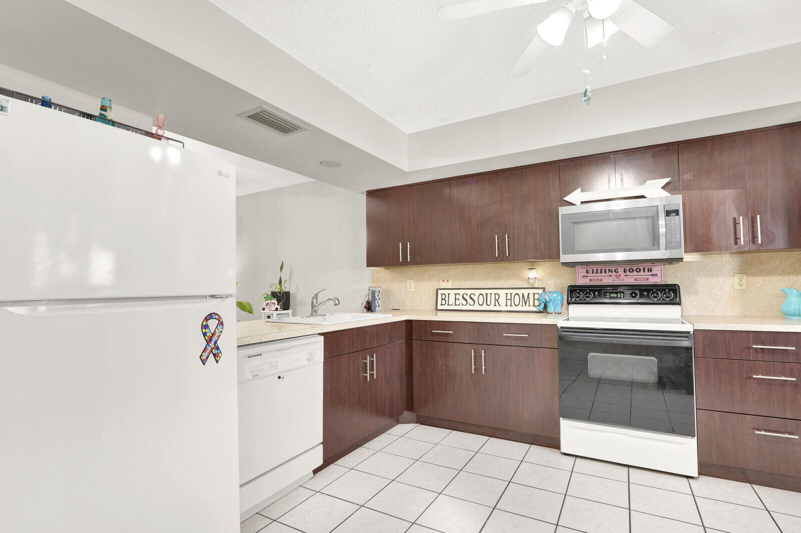 1811 Southwest Palm City Road, Unit A301 Stuart, FL 34994 - Photo 16 of 22 11_Image_11_mls