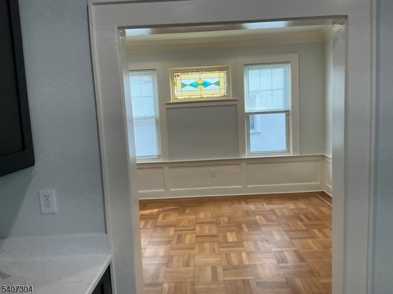 176 Weequahic Avenue, Unit 2 Newark, NJ 07112 - Photo 11 of 20