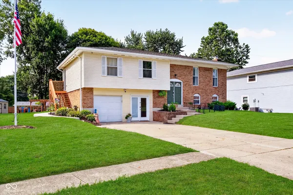 $330,000 | 8205 Castleton Boulevard, Indianapolis, IN 46256