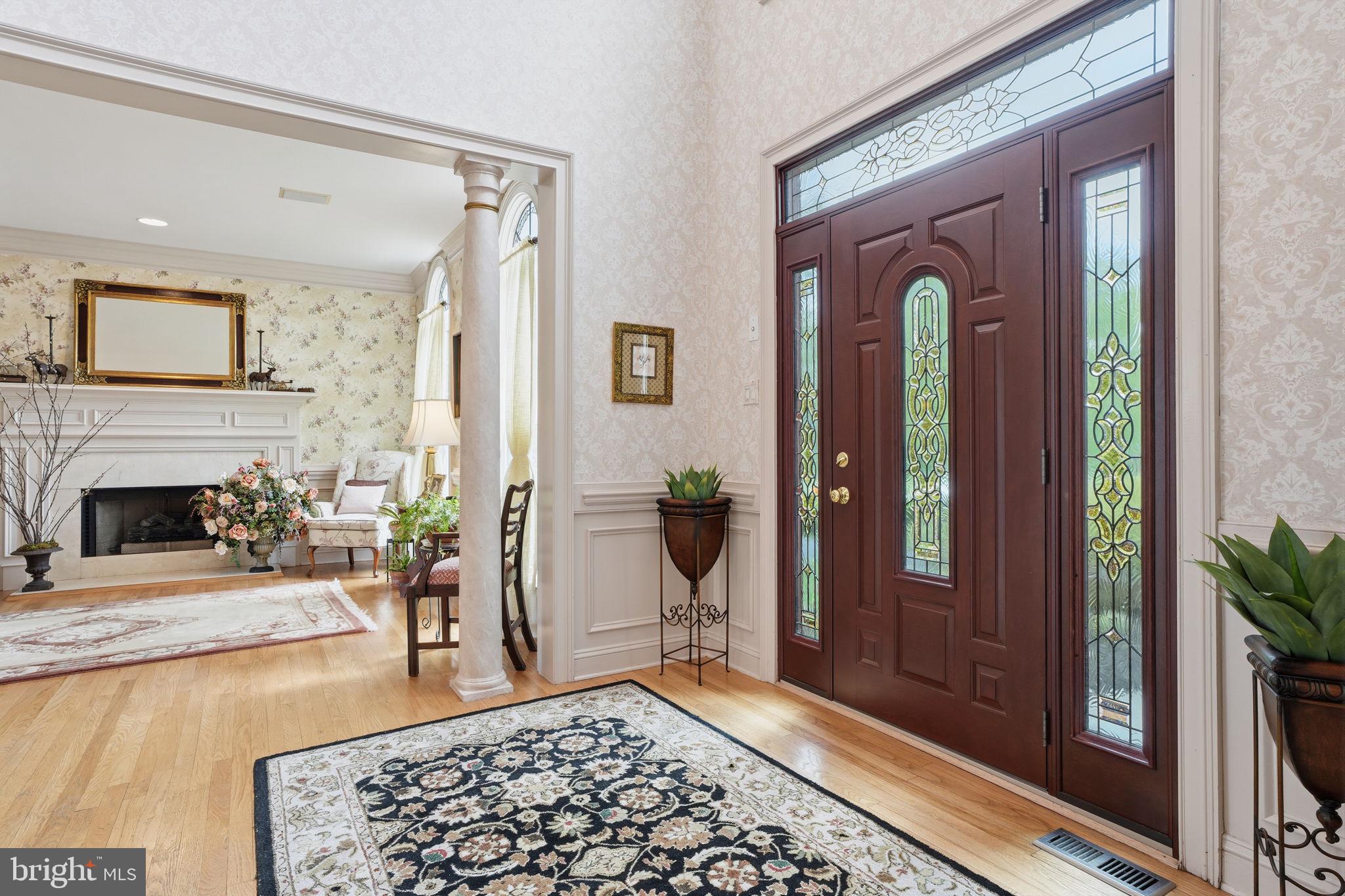 25 Alexanders Court Newtown, PA 18940 - Photo 17 of 57 Foyer