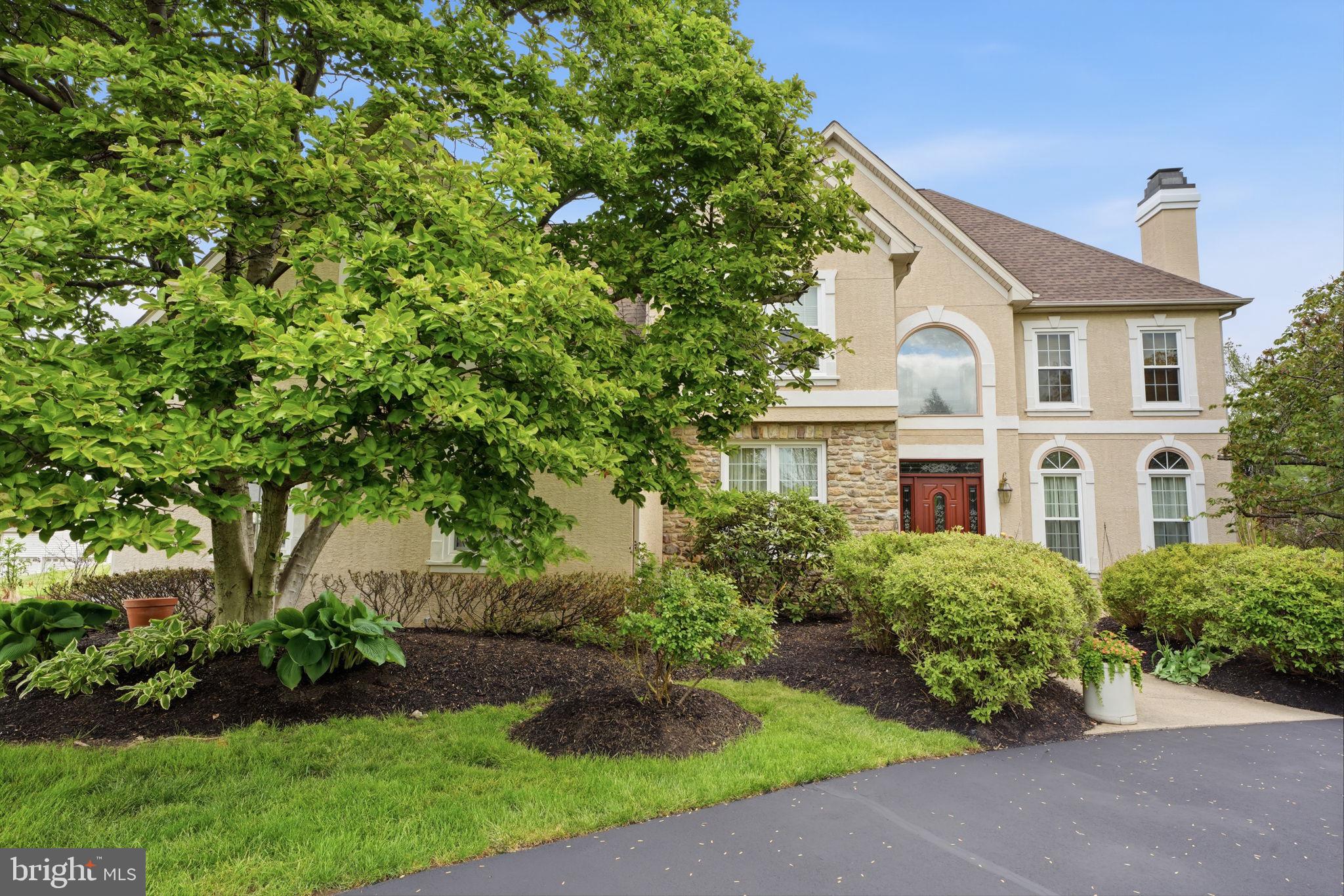 25 Alexanders Court Newtown, PA 18940 - Photo 2 of 57 Exterior Front