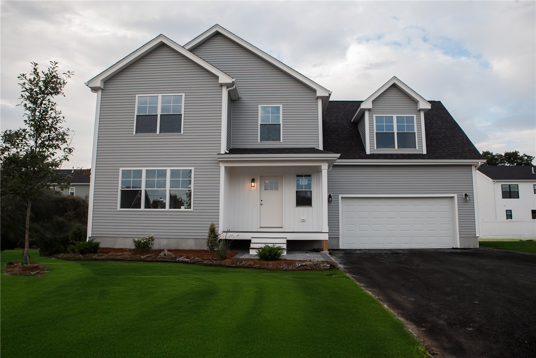 Beautiful 33 Recess Lane... welcome home!