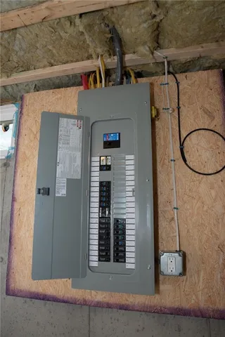 $680,000 | 33 Recess Lane, Warwick, RI 02889