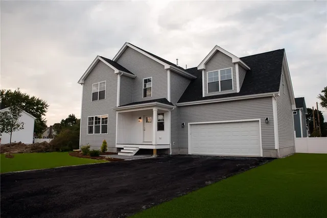 $680,000 | 33 Recess Lane, Warwick, RI 02889