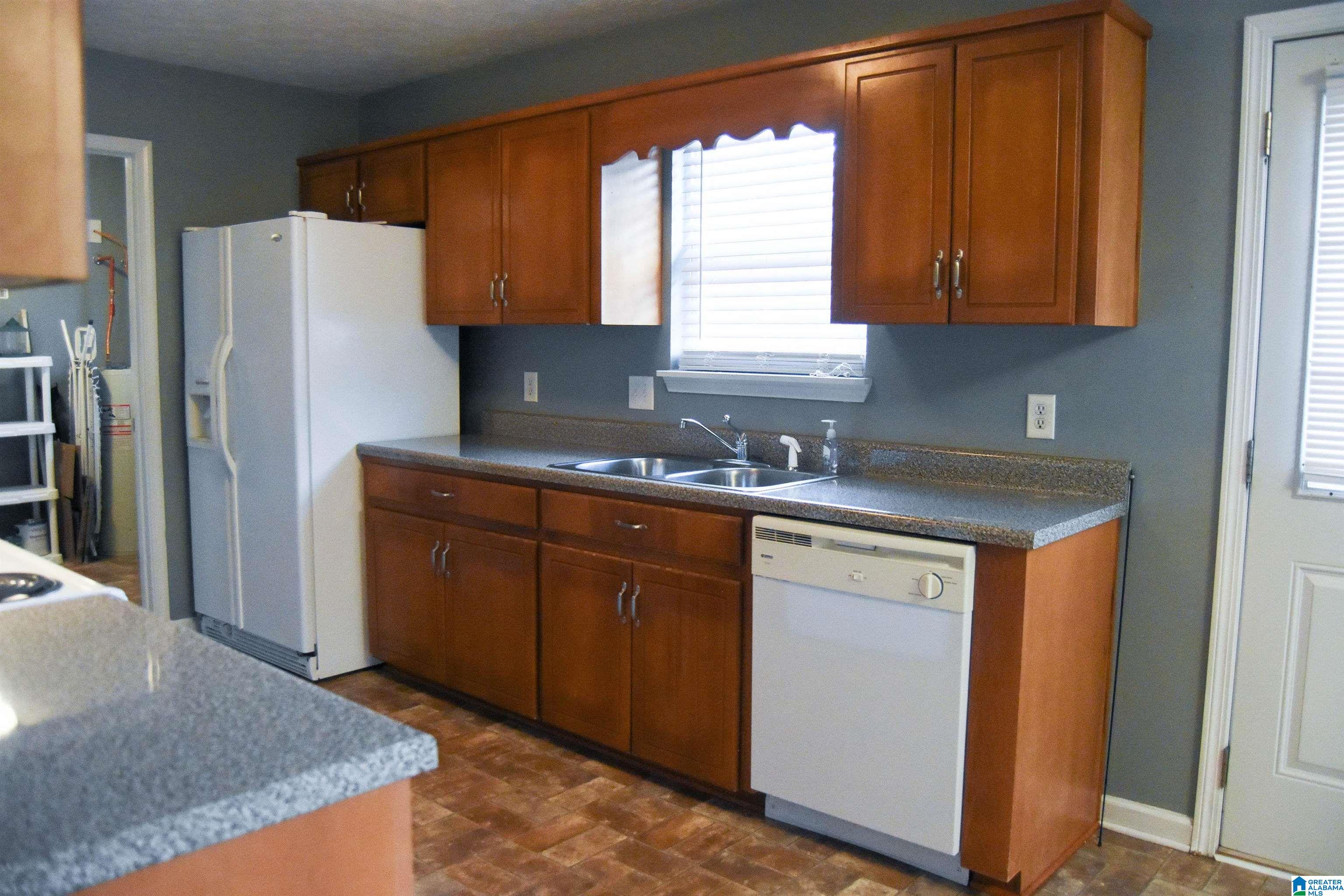 537 Bailey Road Weaver, AL 36277 - Photo 12 of 36