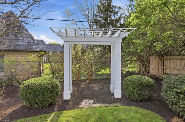 $2,520,000 | 5273 North Illinois Street, Indianapolis, IN 46208