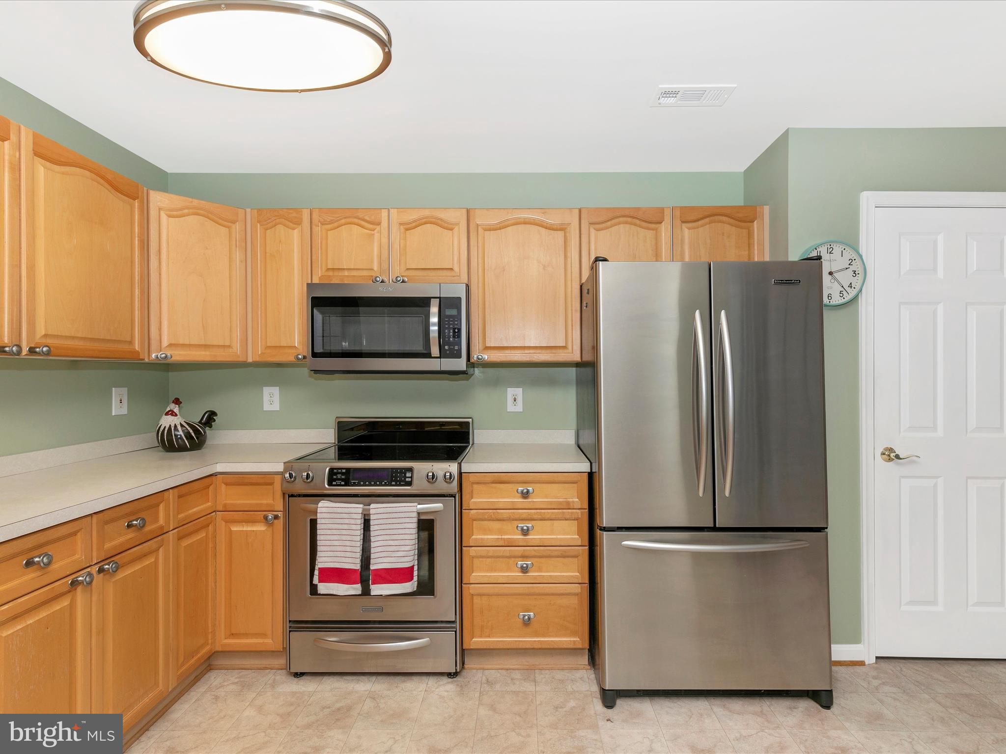 2502 Shelley Circle, Unit 2 2D Frederick, MD 21702 - Photo 14 of 36 Kitchen