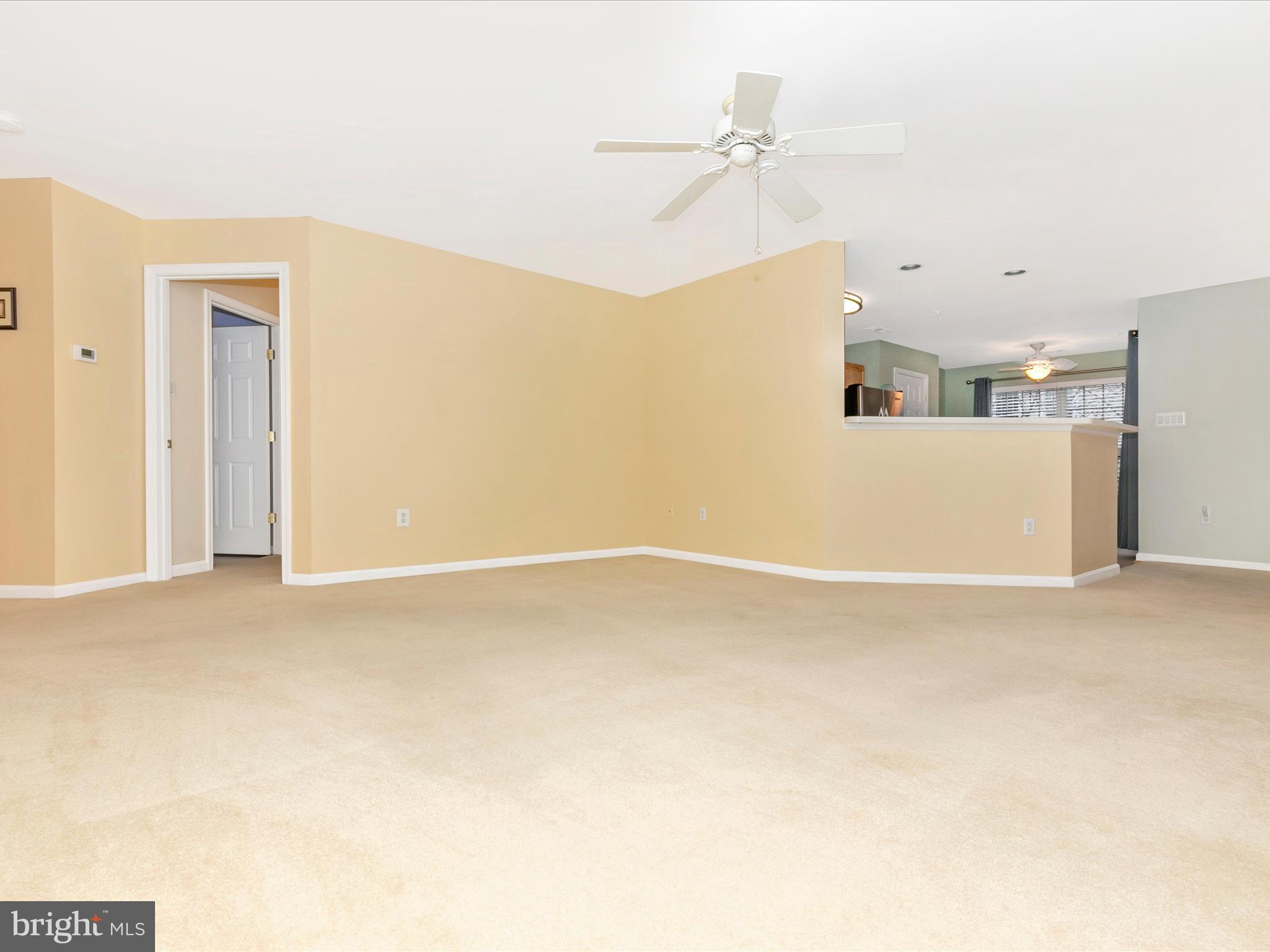 2502 Shelley Circle, Unit 2 2D Frederick, MD 21702 - Photo 9 of 36 Living Room