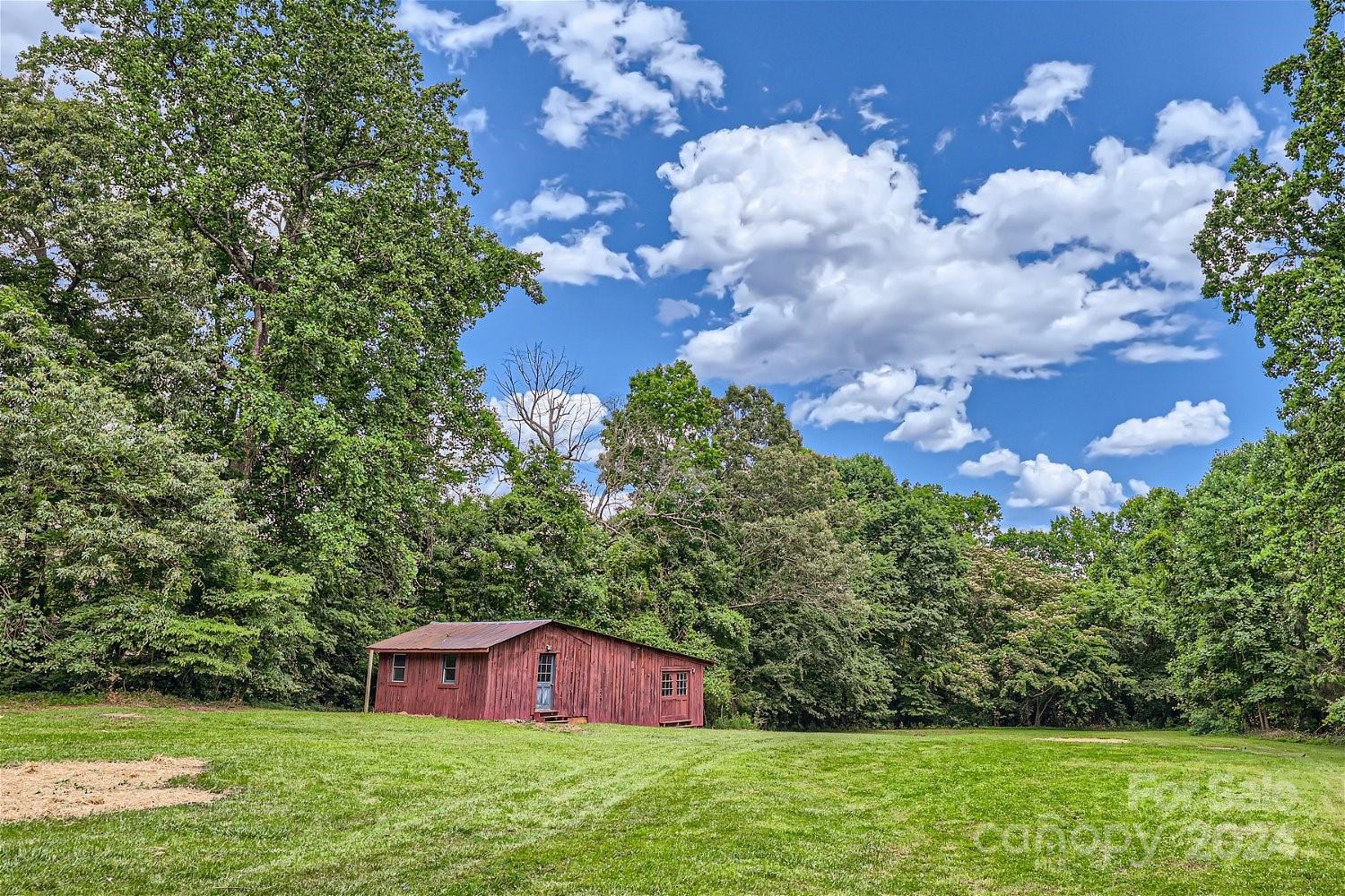 2108 Miranda Road Charlotte, NC 28216 - Photo 29 of 34 Gallery Image 29