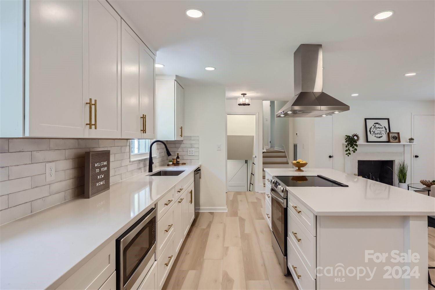 2108 Miranda Road Charlotte, NC 28216 - Photo 10 of 34 Gallery Image 10