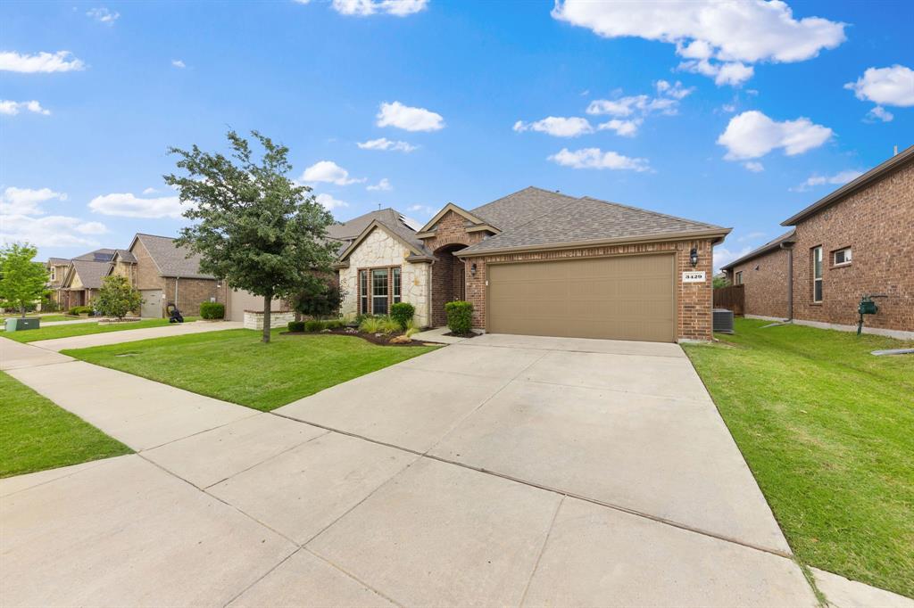 3429 Collingham Street Frisco, TX 75036 - Photo 3 of 28