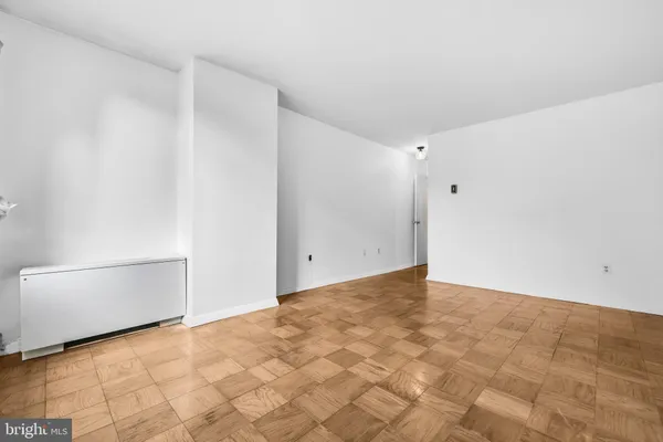 $275,000 | 3001 Veazey Terrace Northwest, Unit 615, Washington, DC 20008