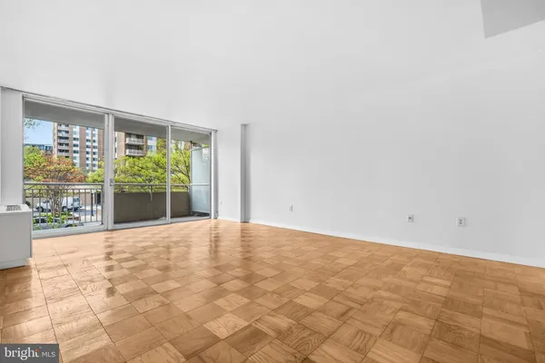 $275,000 | 3001 Veazey Terrace Northwest, Unit 615, Washington, DC 20008