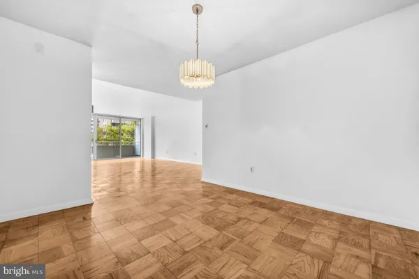 $275,000 | 3001 Veazey Terrace Northwest, Unit 615, Washington, DC 20008