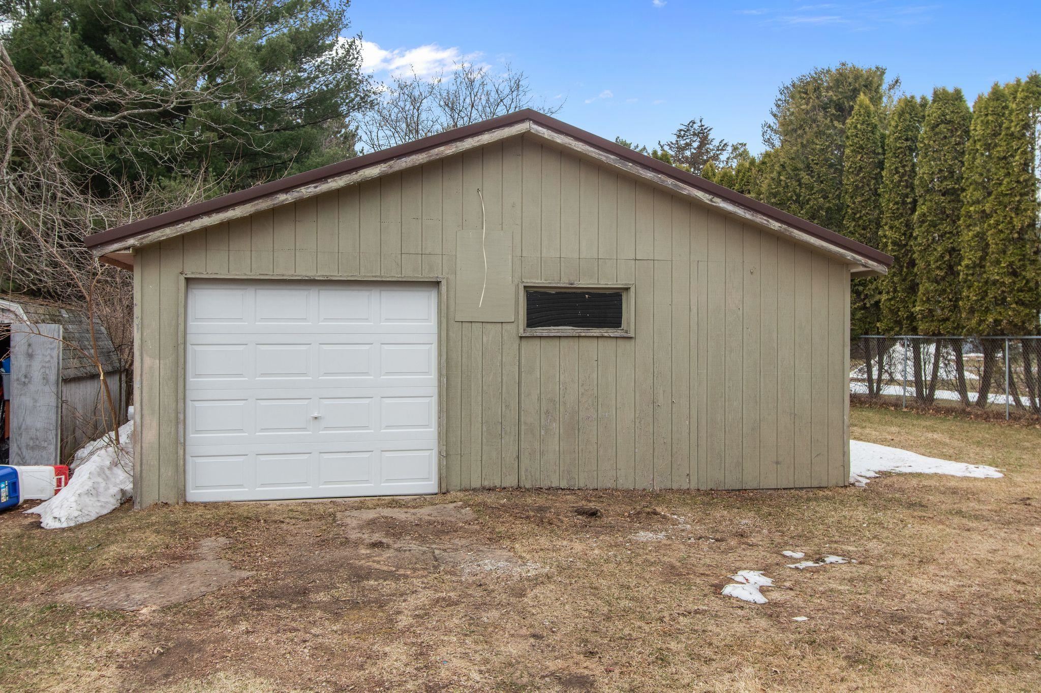 236 Church Avenue Redgranite, WI 54970 - Photo 2 of 47