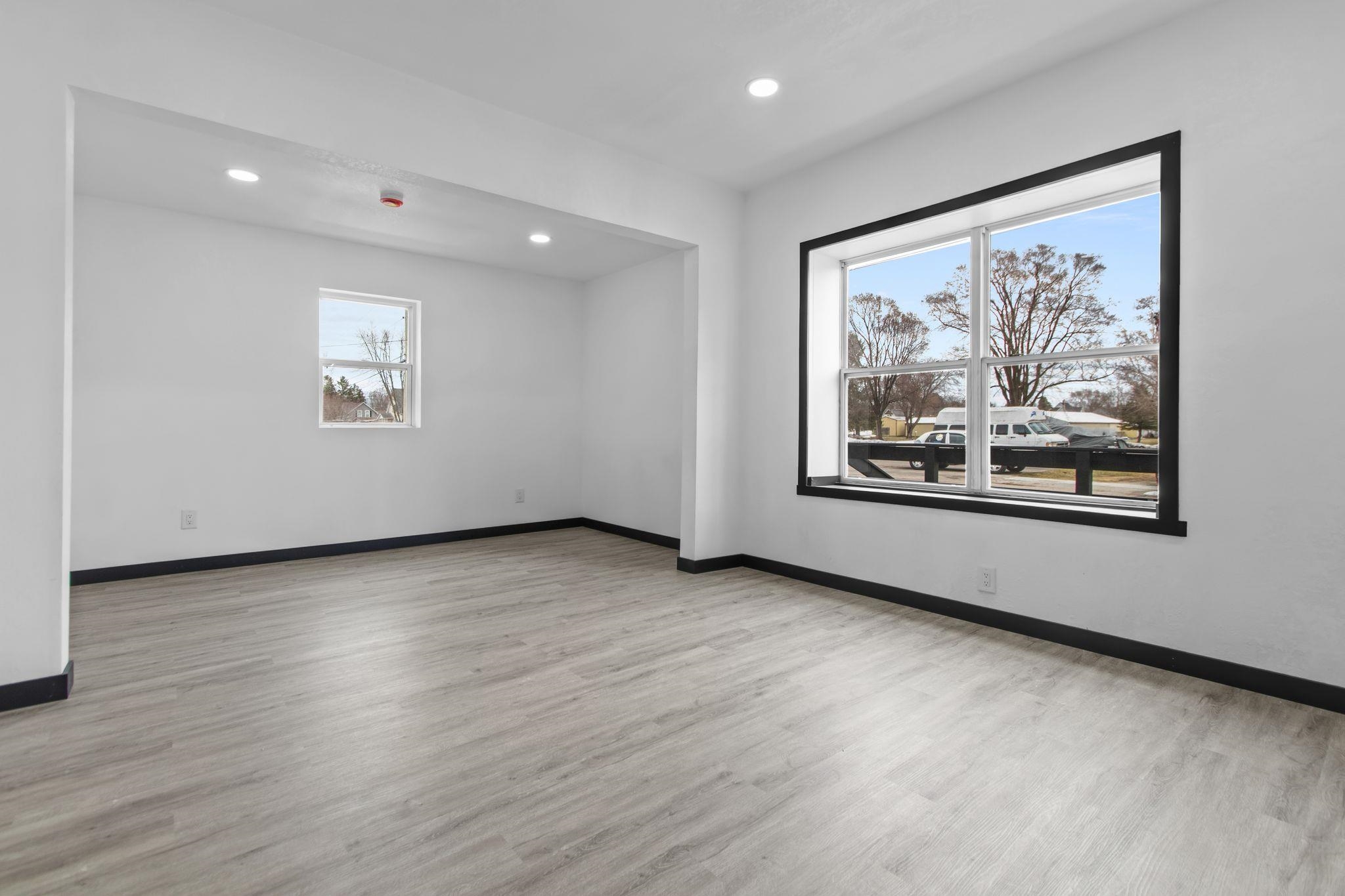 236 Church Avenue Redgranite, WI 54970 - Photo 7 of 47