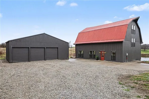 $629,000 | 8673 Highway 116, Gower, MO 64454