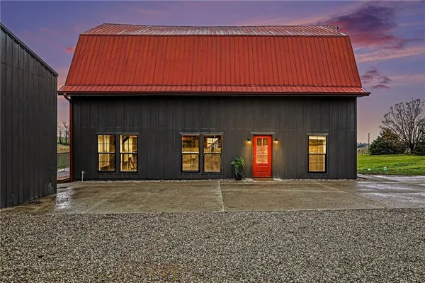 $629,000 | 8673 Highway 116, Gower, MO 64454