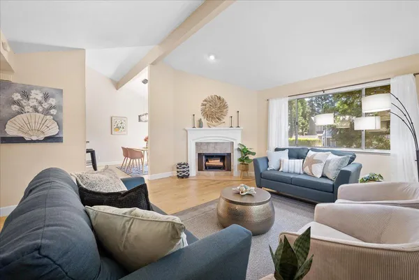 $400,000 | 115 Valley Oak Drive, Roseville, CA 95678